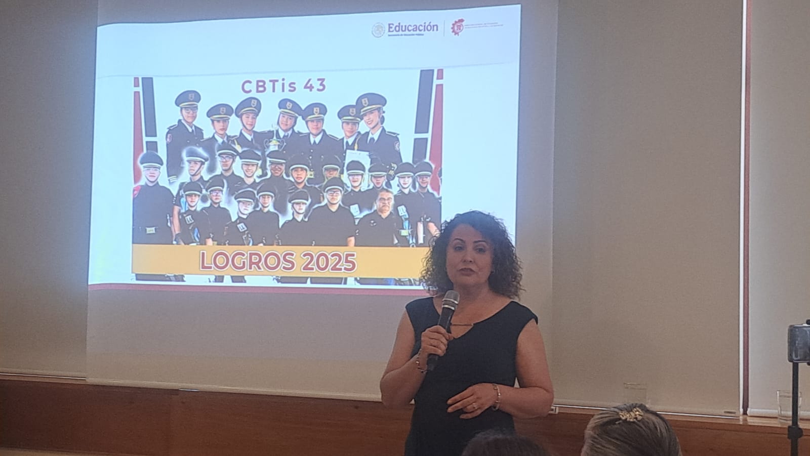 CBTIS 43 en Los Mochis celebra sus múltiples premios en 53 años de impartir la educación media superior.