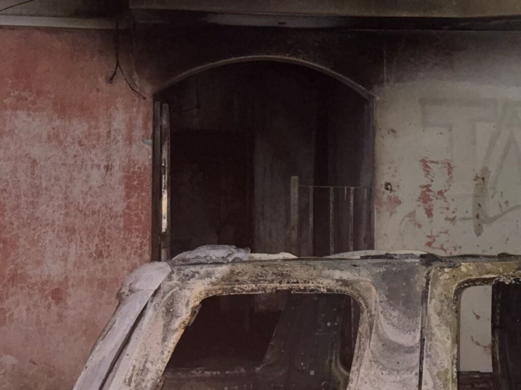 Camioneta incendiada