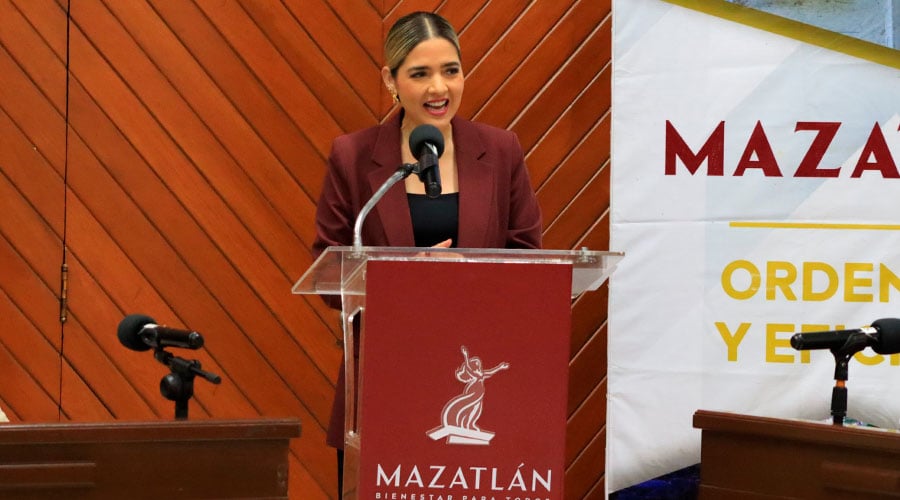 Estrella Palacios presenta Plan Muicipal de Desarrollo