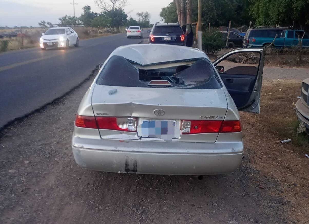 Oziel termina lesionado al chocar por alcance contra un vehículo en Guasave