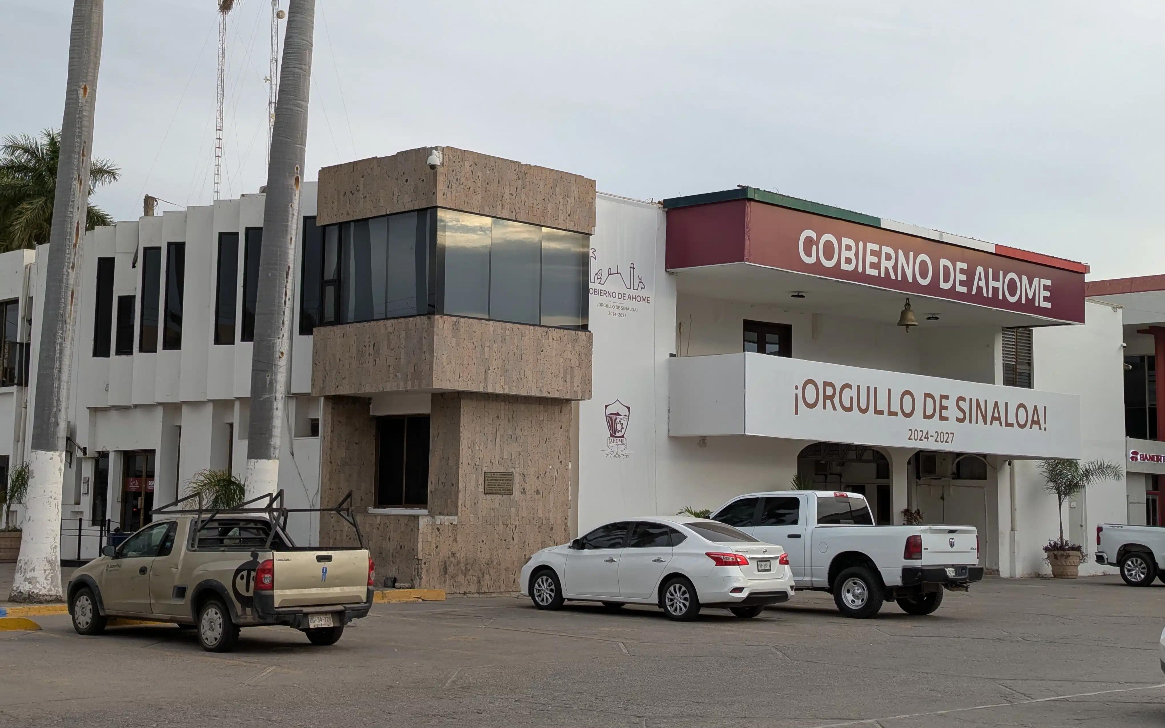 Alcalde Ahome analiza perfiles para funcionarios