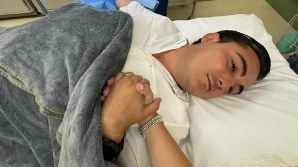 Alcalde de García, Nuevo León, sufre mordida de león que había sido rescatado