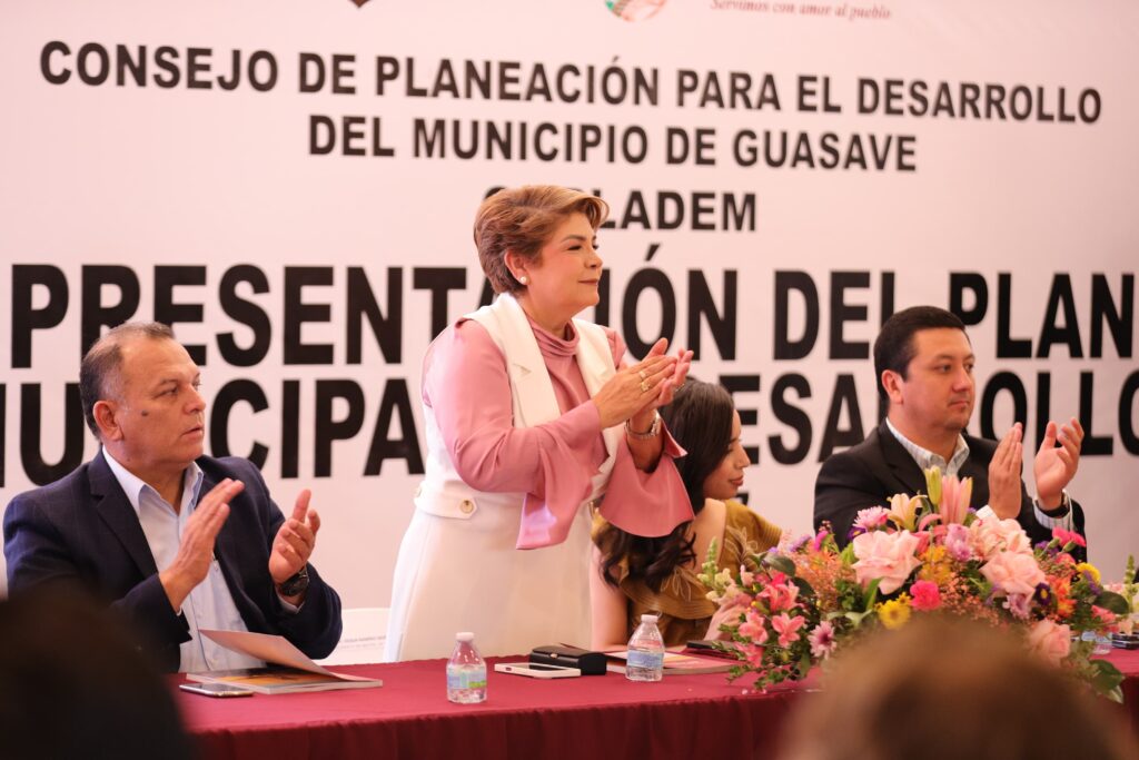 Alcaldesa presenta Plan Municipal de Desarrollo 2025-2027