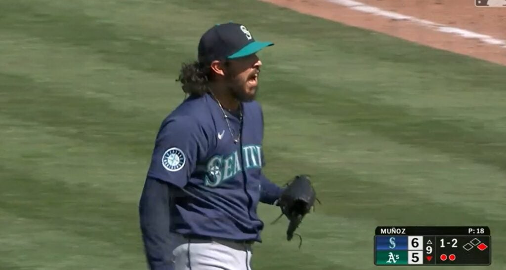 Andrés Muñoz llegó a 13 salvamentos en MLB