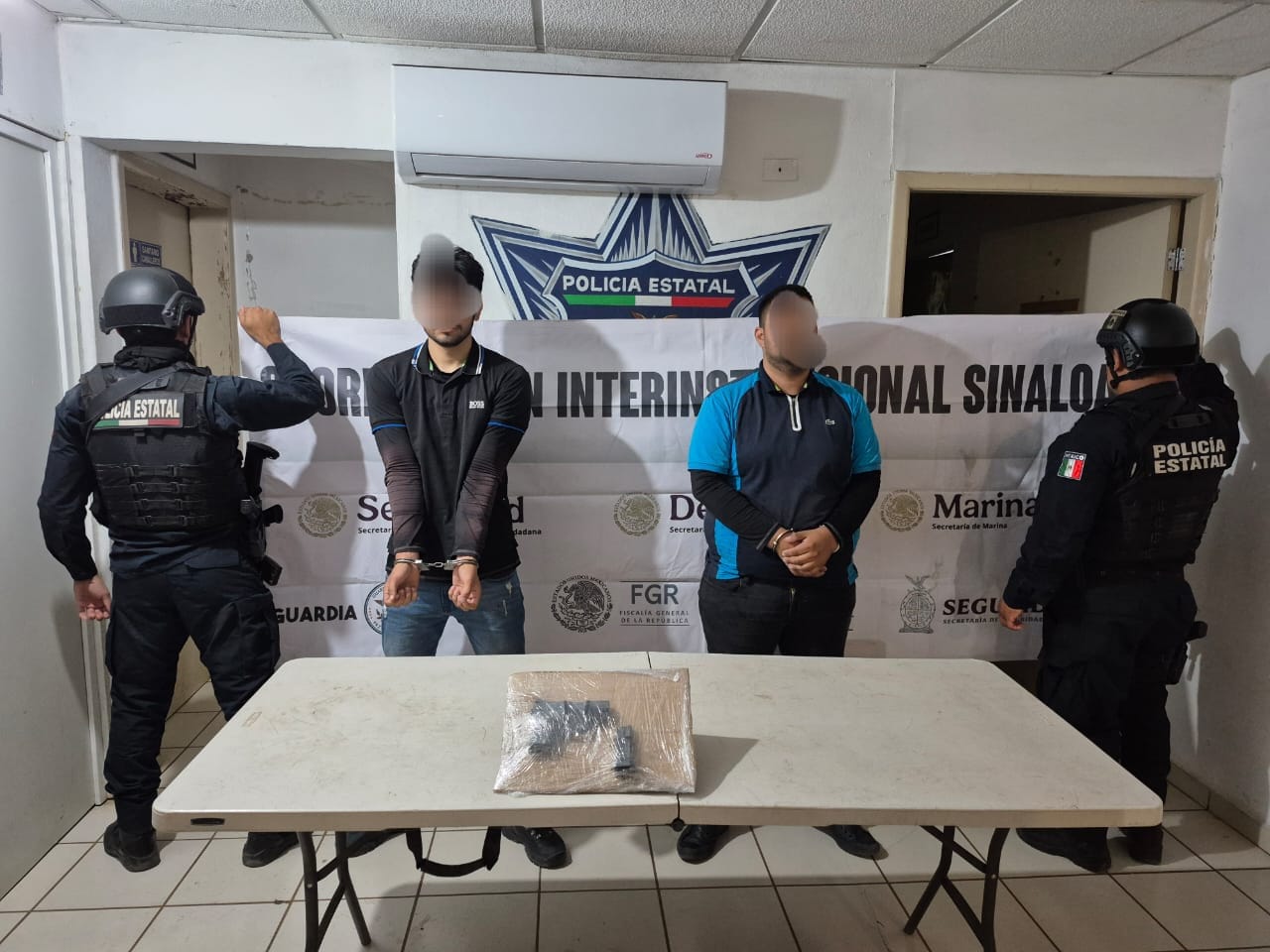 Asaltaron a cuentahabiente, detienen a dos hombres