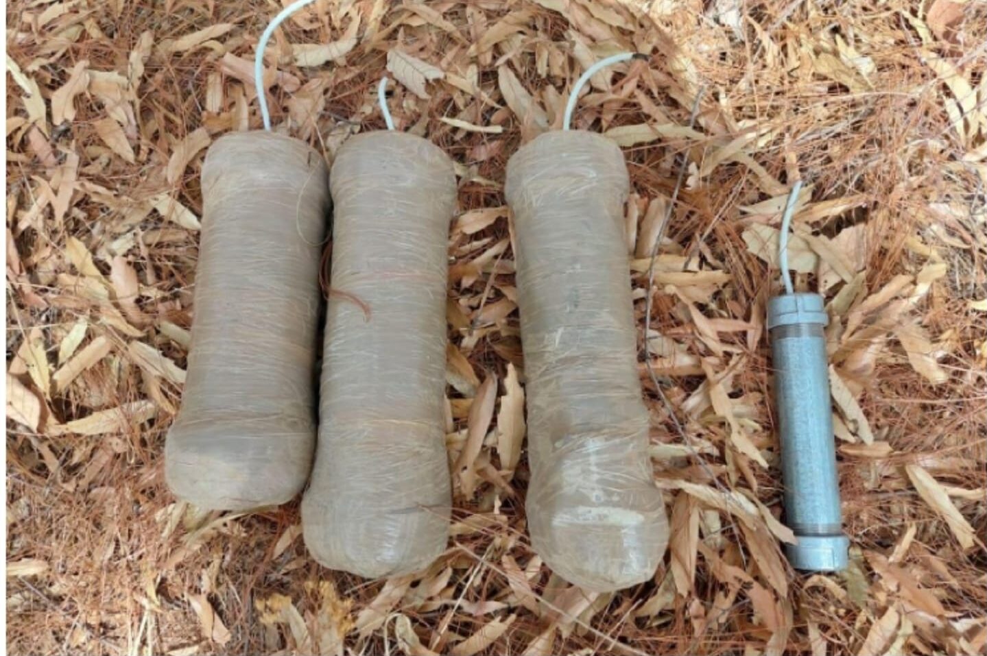Aseguran artefactos explosivos y granadas en el municipio de Badiraguato