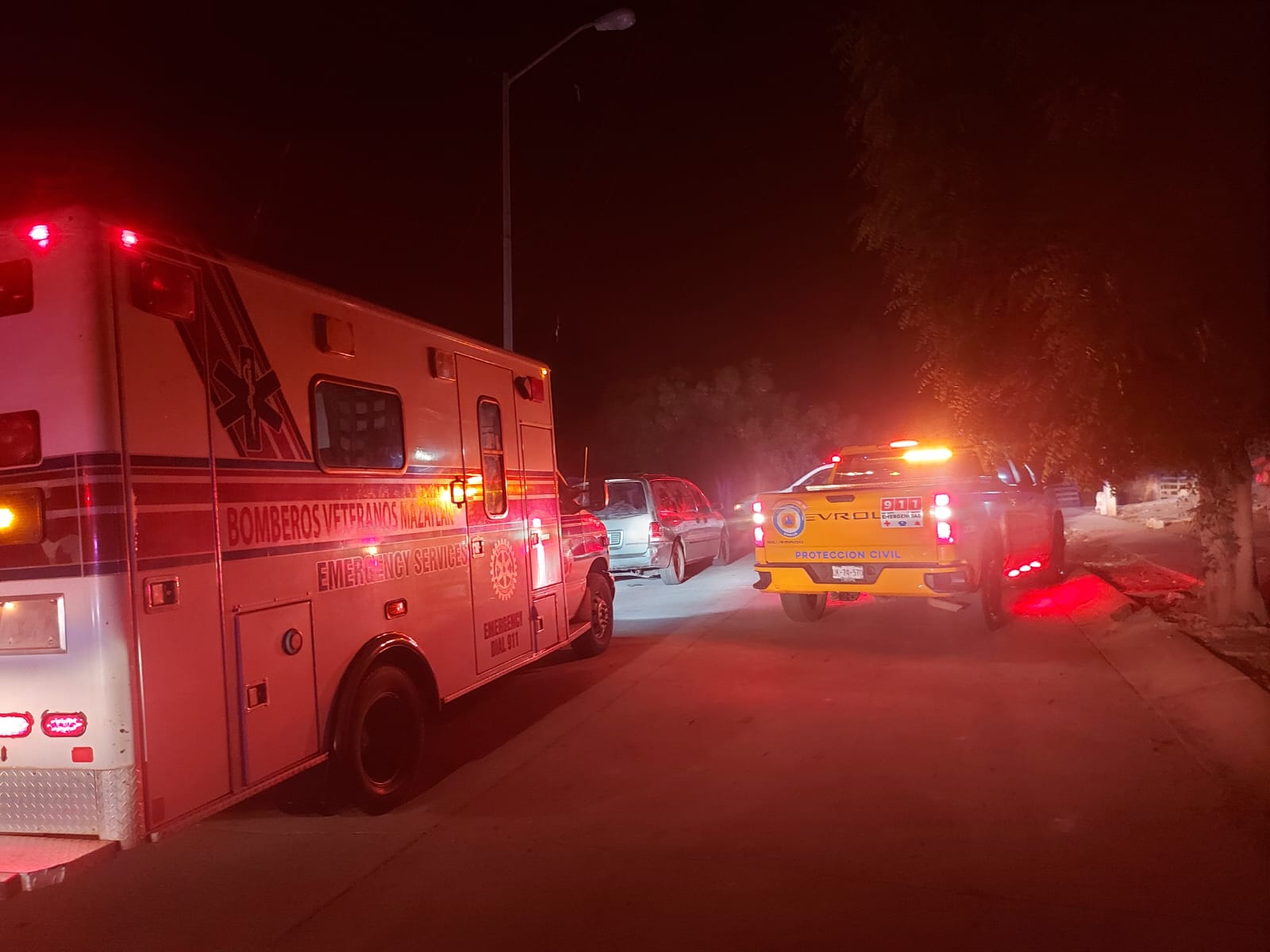 Mujer lesiona con un cuchillo a su esposo