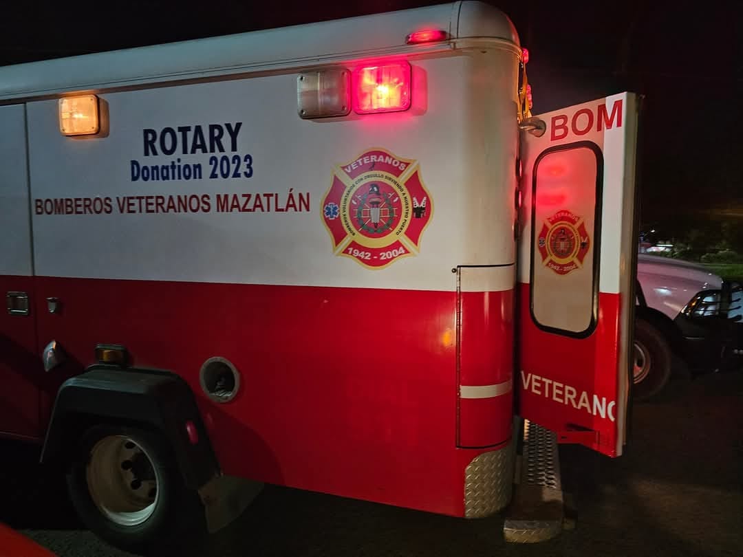 Ambulancia de Bomberos Veteranos Mazatlán.