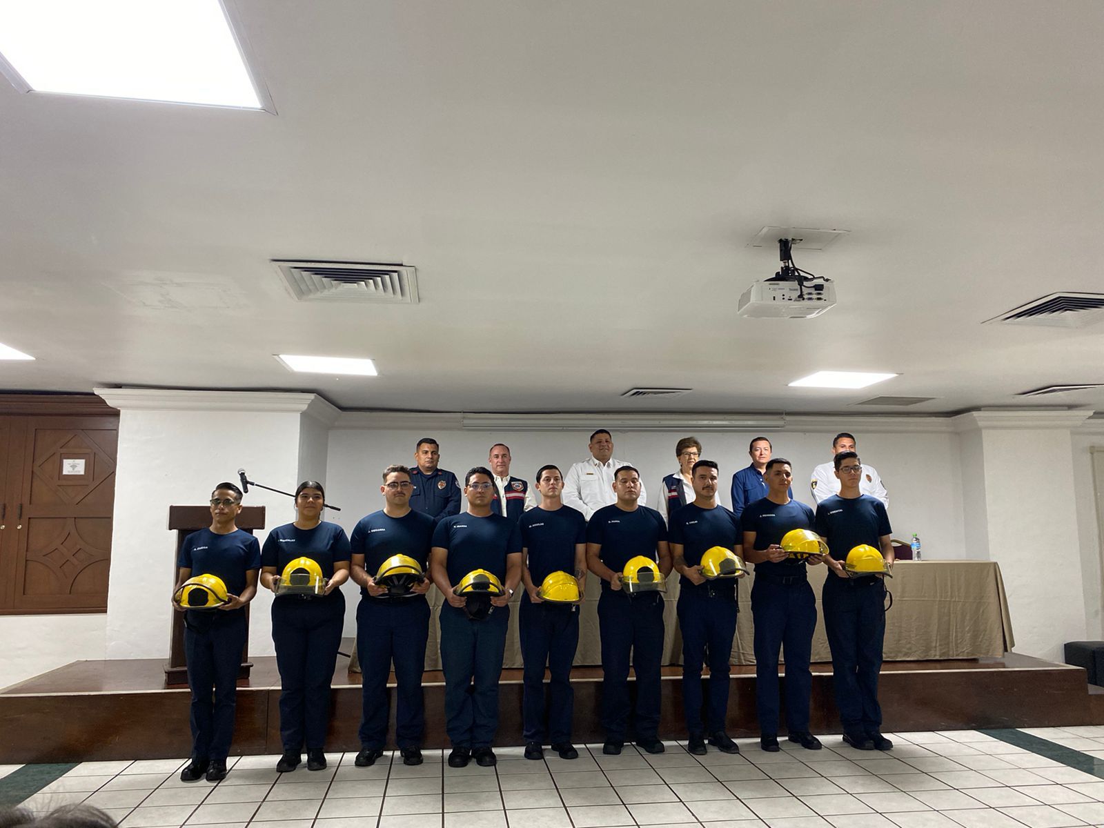 Bomberos cadetes