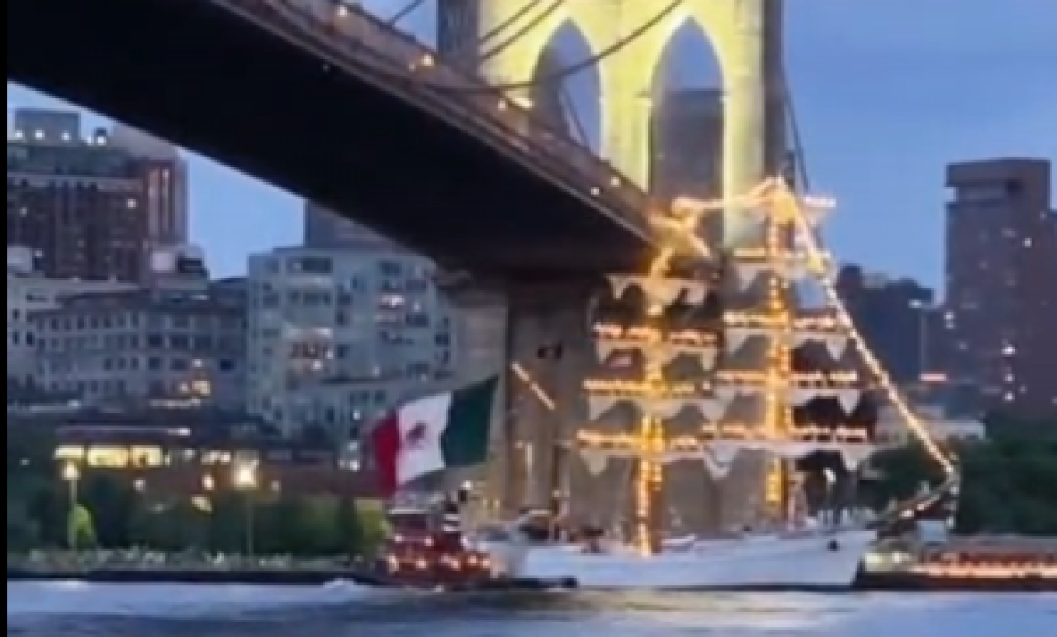 Marina investiga causa del choque del Buque Cuauhtémoc con puente de Brooklyn; promete transparencia