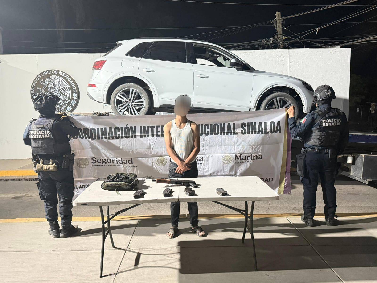 CIVIL CON ARMAS DETENIDO MOCORITO