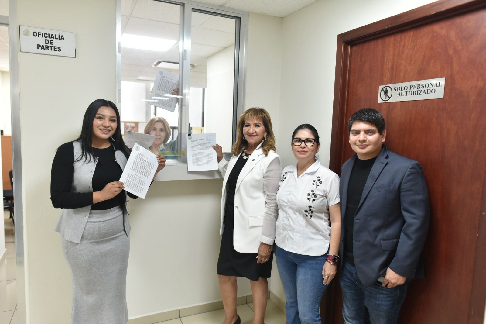 Morena presenta iniciativas para castigar la violencia digital