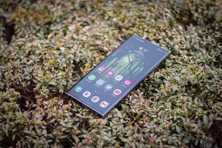 Conoce los cuatro celulares de alta gama, pero económicos que puedes comprar en México