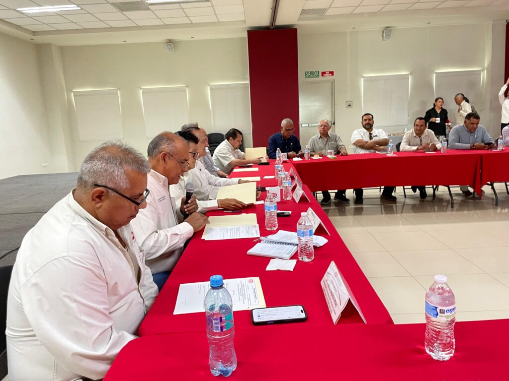 Constructores piden ser incluidos en los proyectos de obra pública para el municipio de Ahome