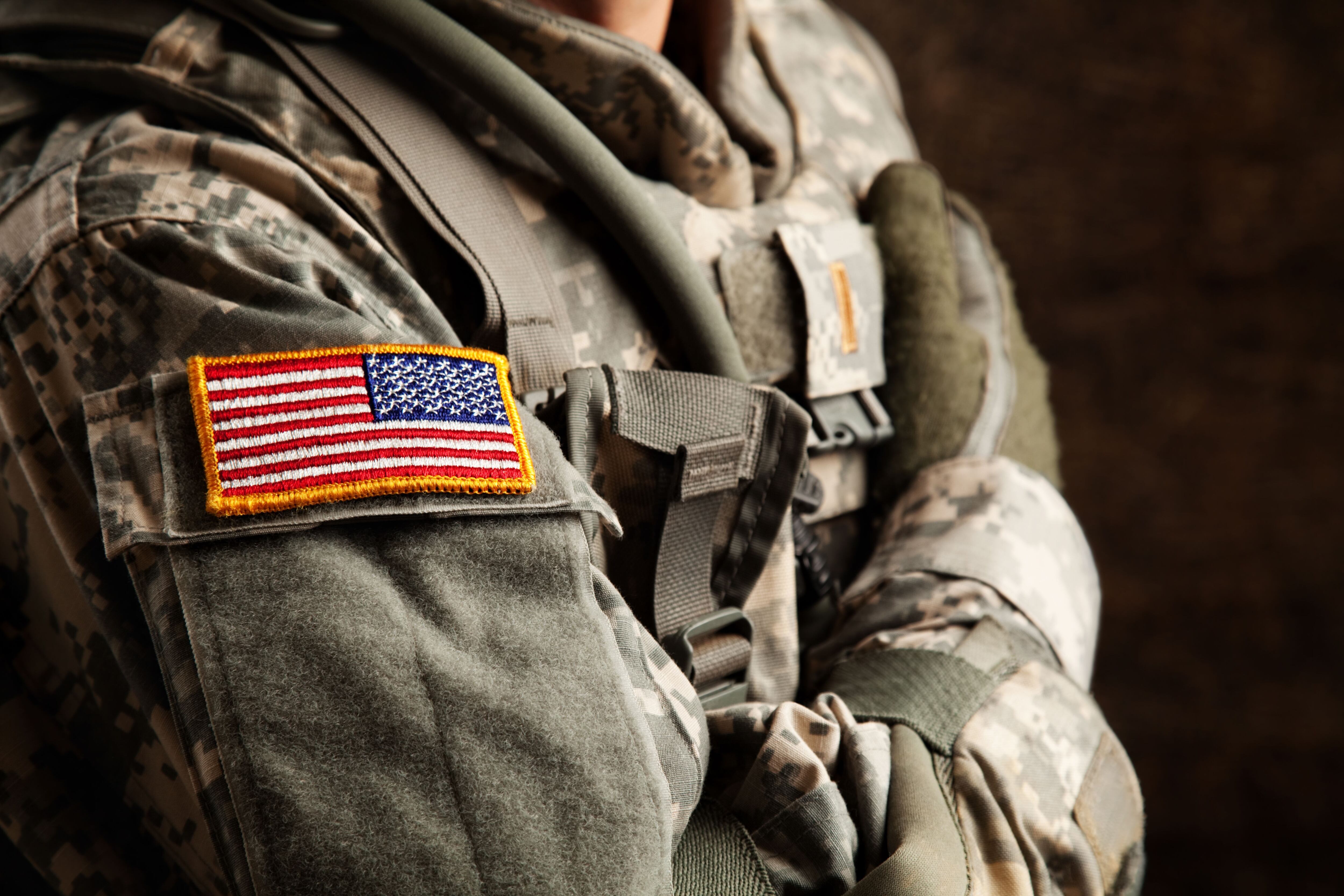 Ejército de EU buscaría usar sexo biológico en archivos de soldados trans para forzar su expulsión