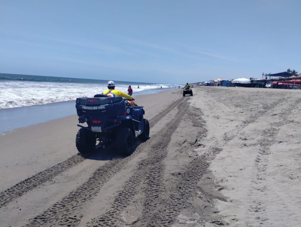 Elementos de PC y salvavidas se despliegan para dar seguridad en las Fiestas del Mar de Las Cabras