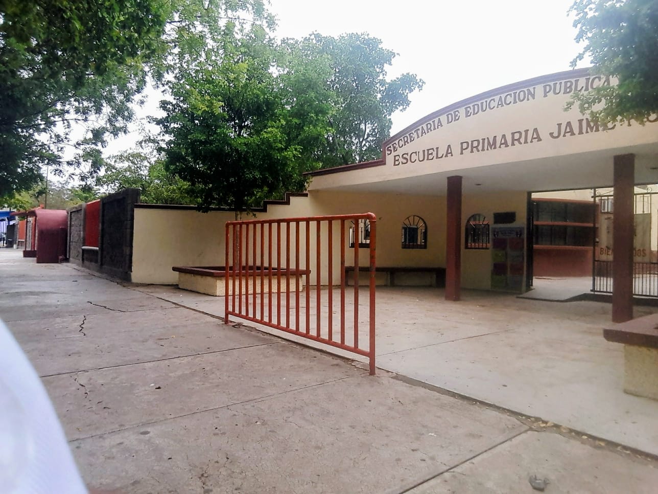 Escuela primaria en Guasave.