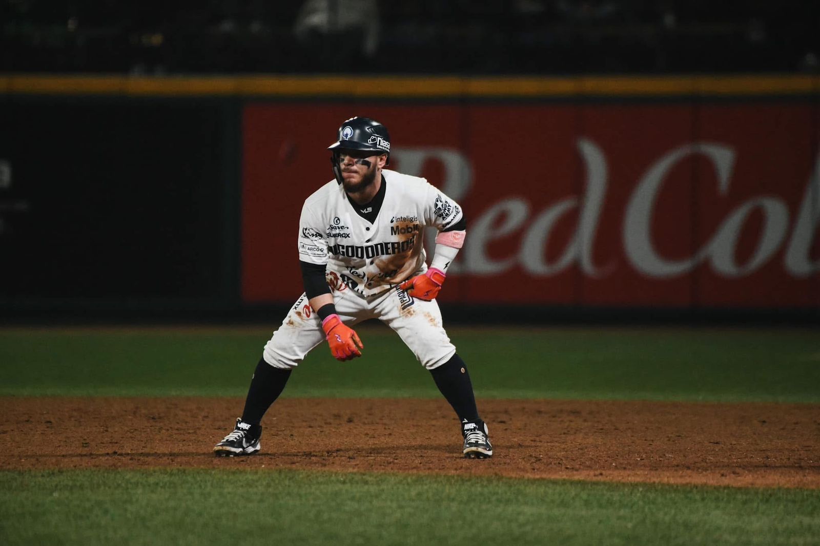 Tras su paso por Tomateros de Culiacán, Esteban Quiroz regresará a las filas de Algodoneros de Guasave