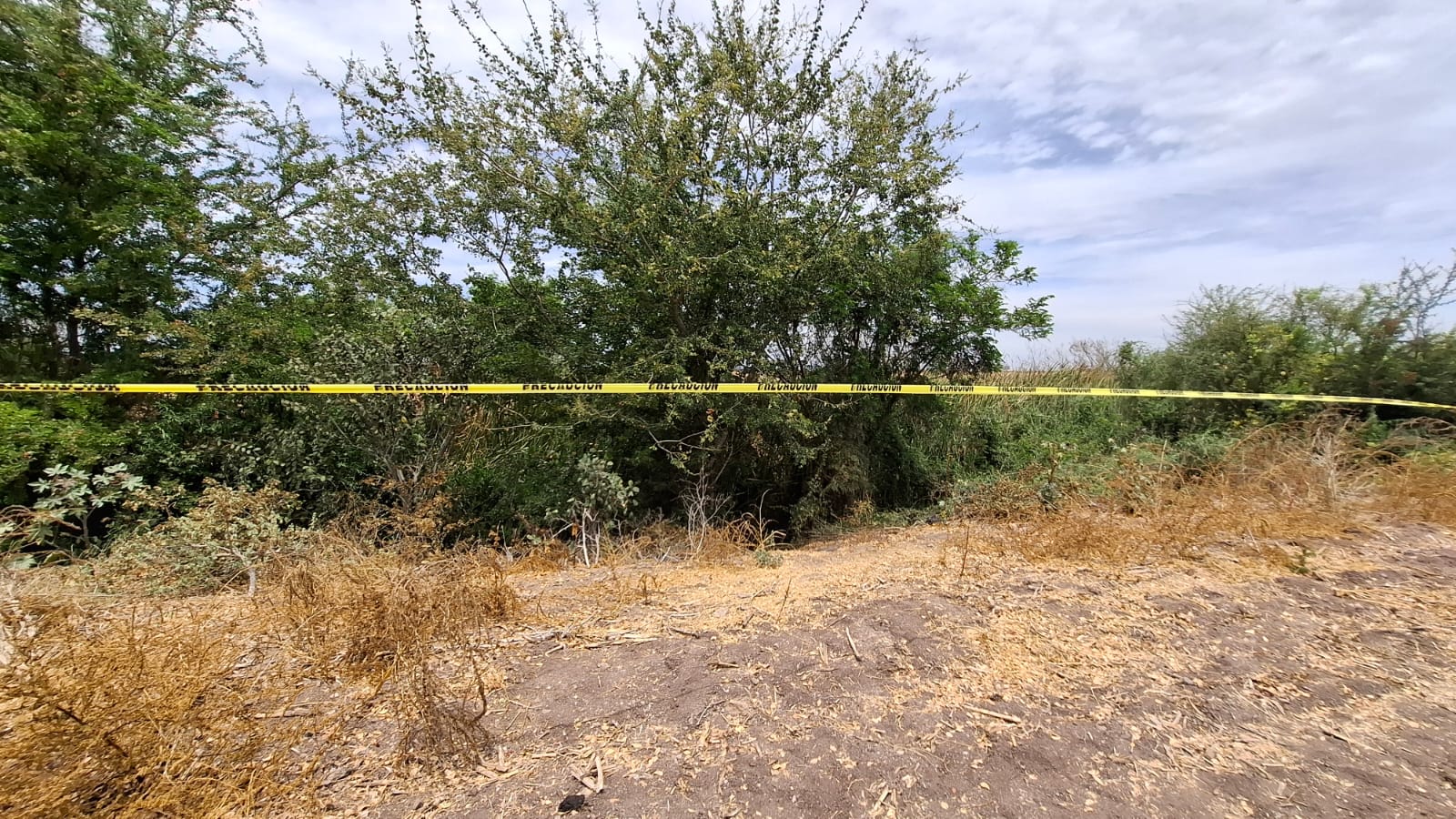 Zona acordonada en donde fue localizado el cadáver.