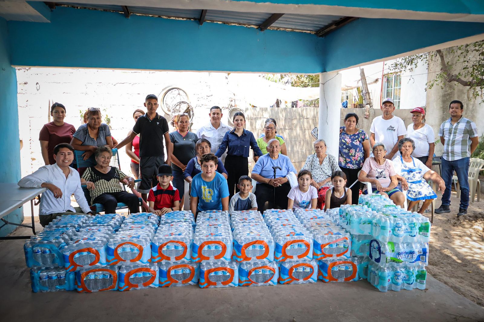 Hasta Culiacancito llegan 6 mil 200 litros de agua para más de 300 familias