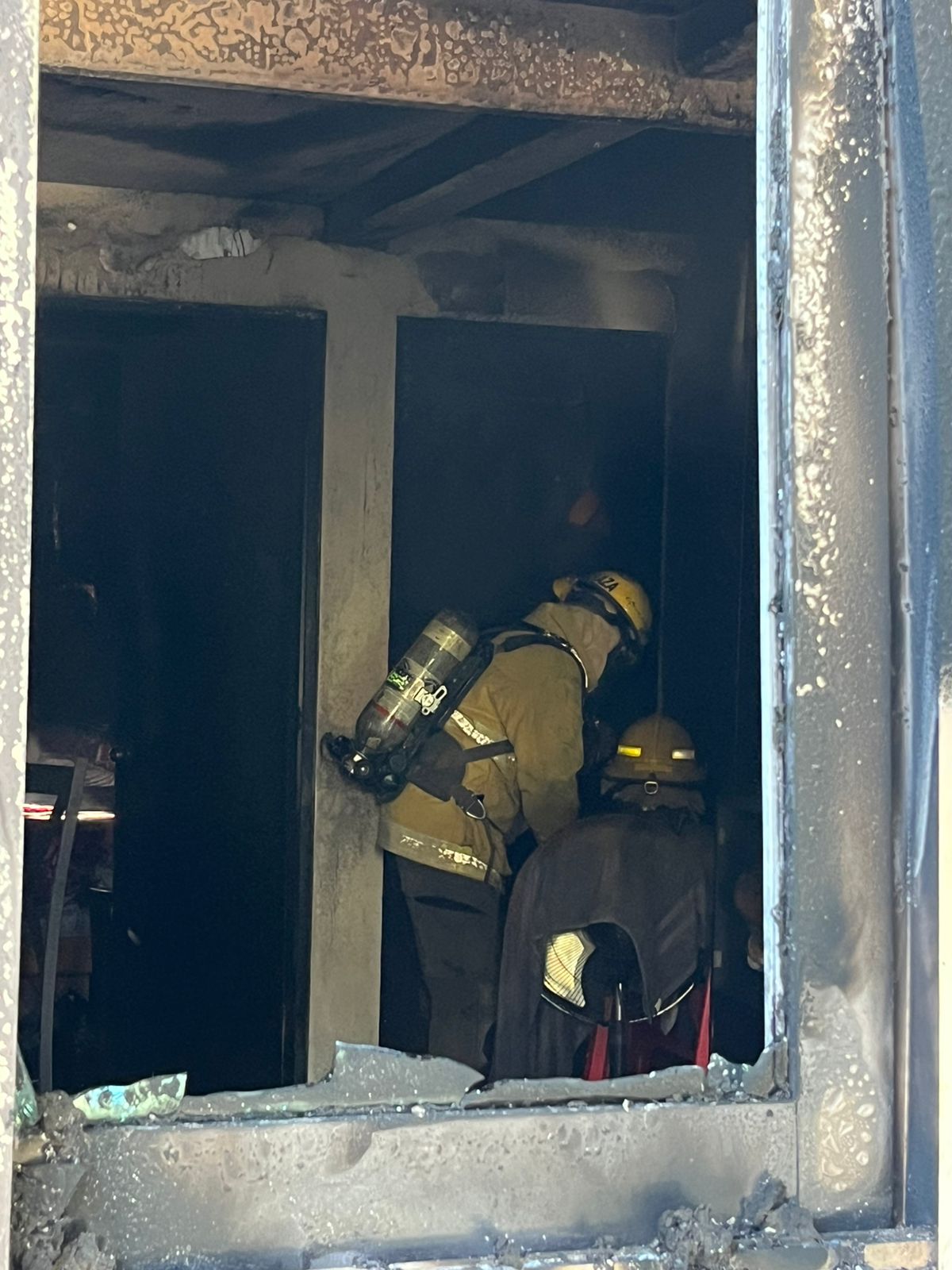 Corto circuito provoca incendio en vivienda del fraccionamiento Los Ángeles en Los Mochis