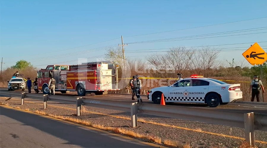 Agentes de la Guardia Nacional acordonan el sitio tras la persecución