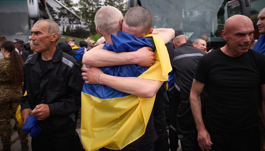 Rusia y Ucrania completan intercambio de 2 mil prisioneros tras acuerdo alcanzado en Estambul