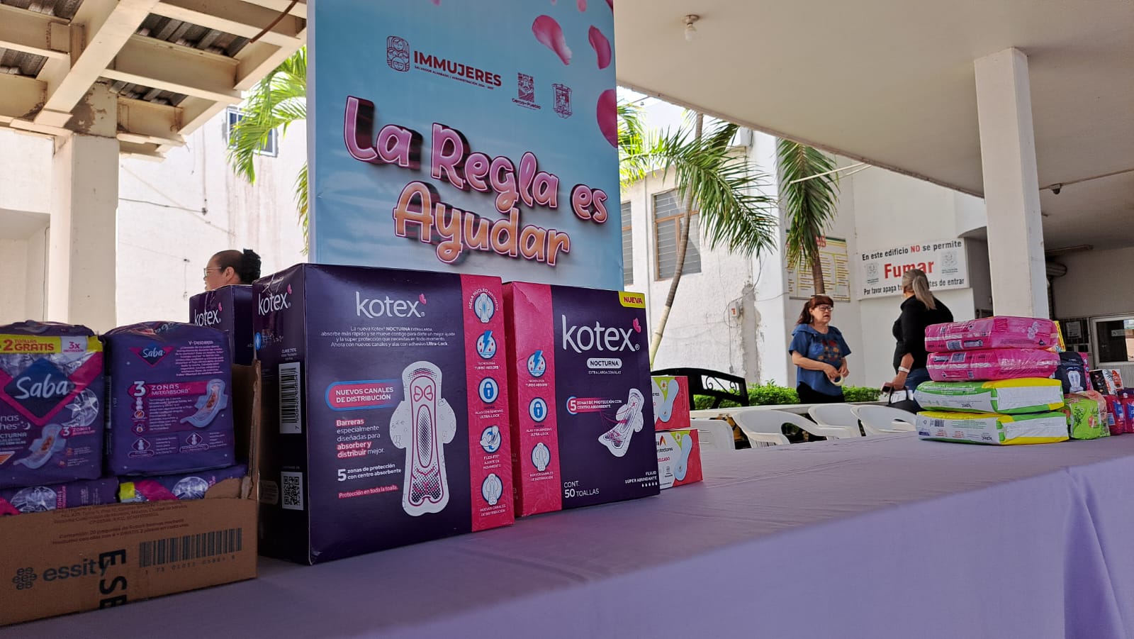 Toallas femeninas para donar en Guamúchil