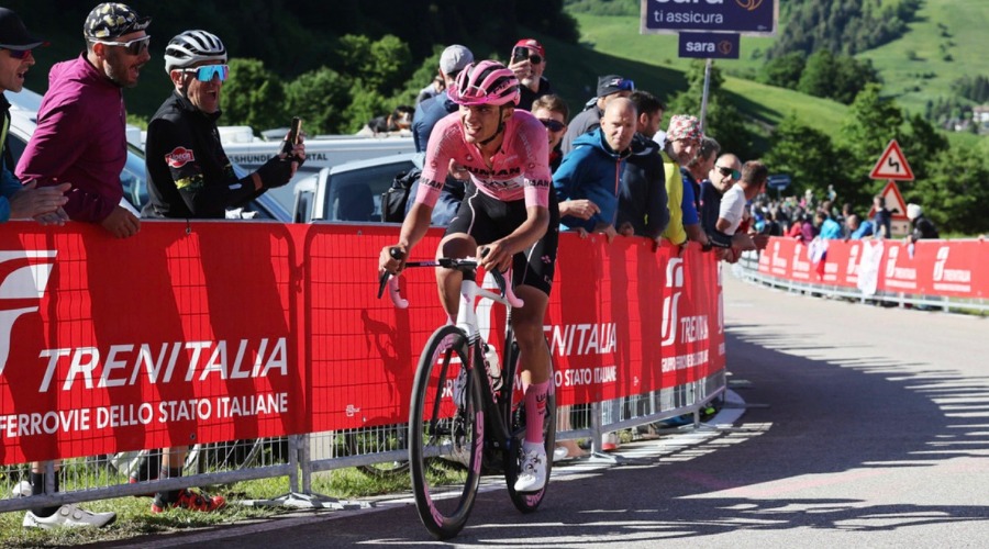 Isaac del Toro, ciclista mexicano.