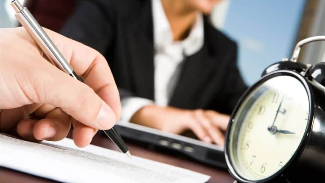 Canaco advierte pérdidas con reducción de la jornada laboral