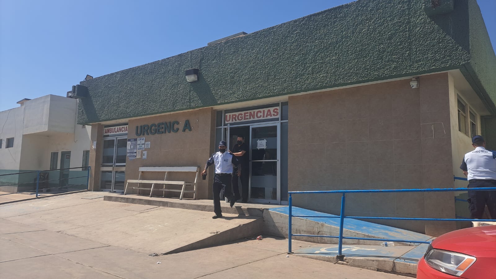 La mujer experimentó un parto fortuito mientras era trasladada de emergencia al Hospital General de Guasave