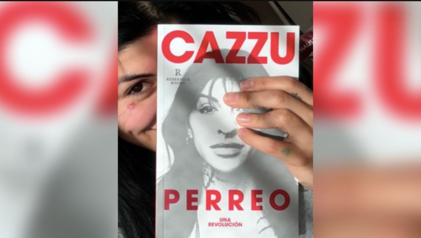 Cazzu sorprende a sus fans con el anuncio de su primer libro