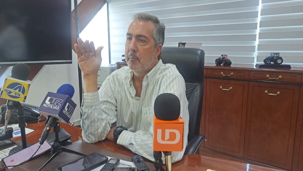 Presidente de la Asociación de Agricultores del Río Fuerte Sur