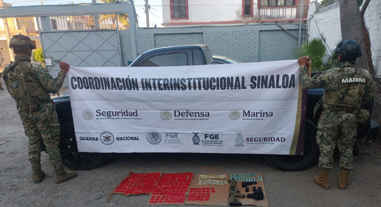 Elementos de la Marina asegura armas y drogas