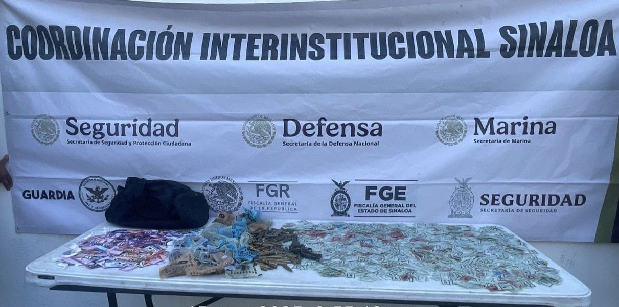 Marina asegura mochila con arma de fuego, municiones y llena de droga en Mazatlán