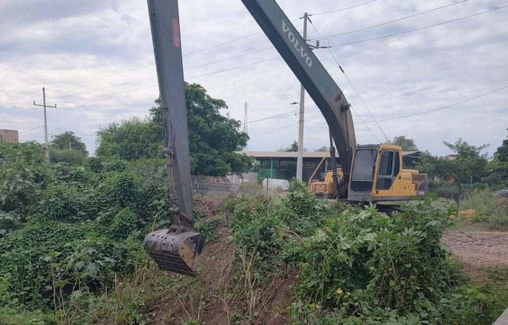 Trabajando a marchas forzadas y el personal enfocado en cada tramo