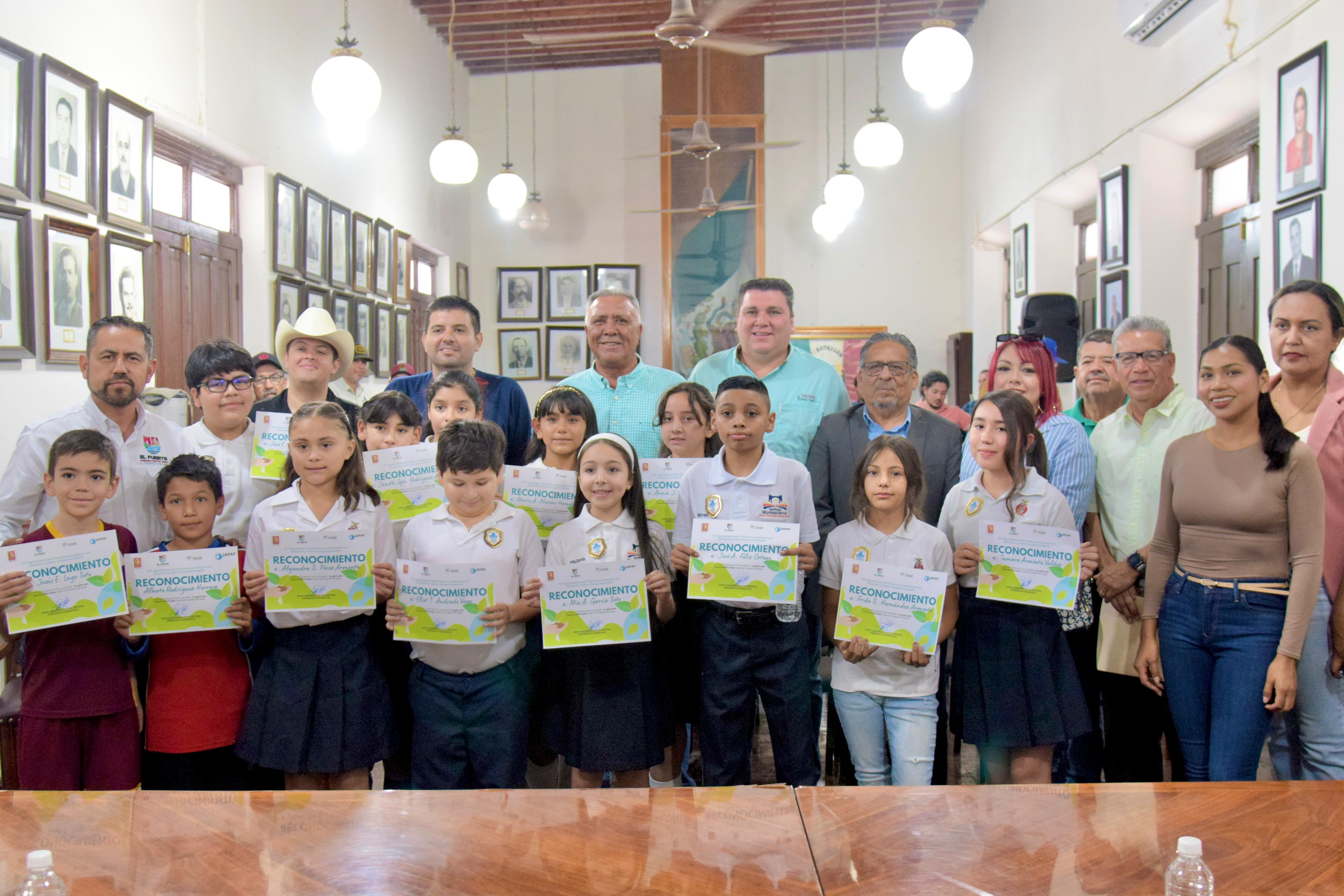Niñas y niños de El Fuerte se convierten en Guardianes del Agua con orgullo y compromiso