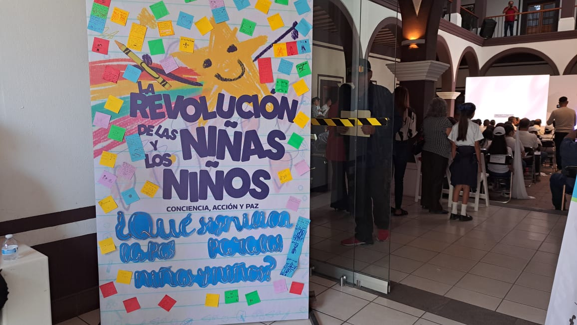 Niños y niñas