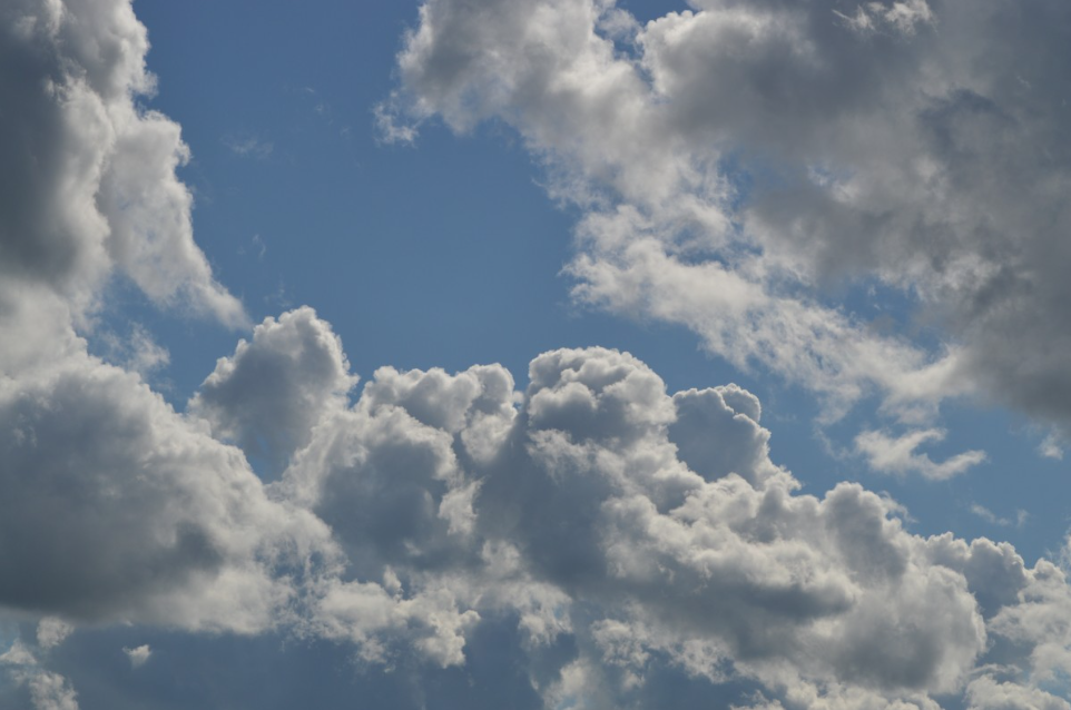 Cielo con nubles.