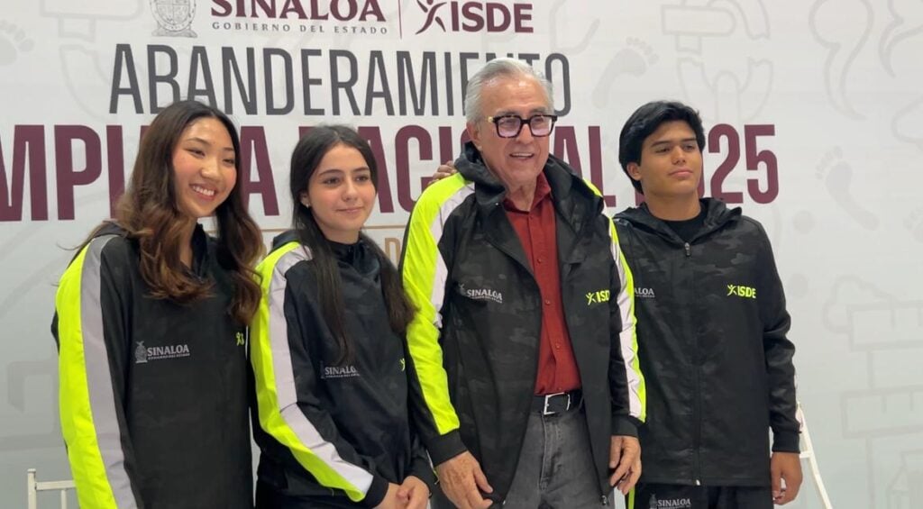 Rubén Rocha Moya abandera a la delegación Sinaloa rumbo a la Olimpiada Nacional 2025