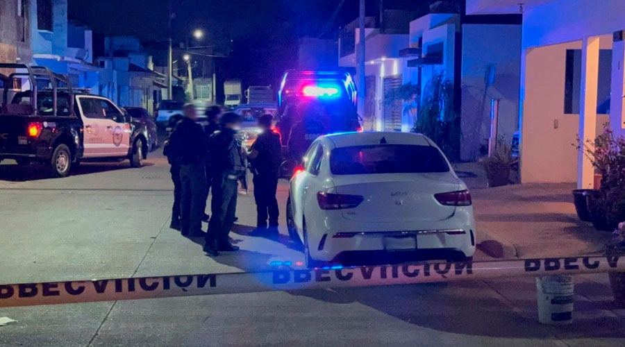 Pareja lesionada tras agresión por gatilleros