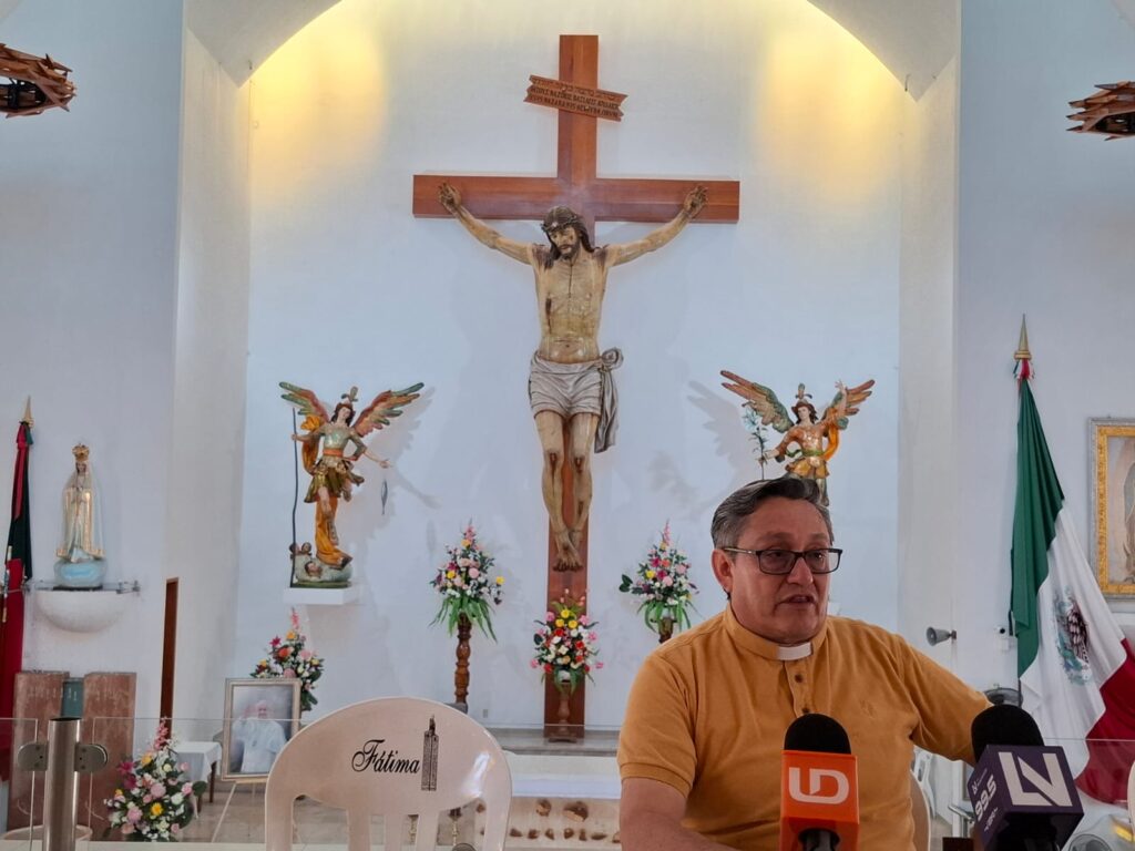 Padre de la parroquia Santa María de América