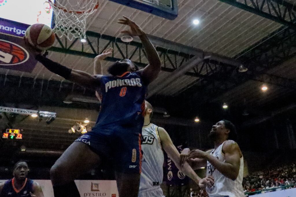 Pioneros se desinfla en la segunda mitad y Rayos empareja la serie