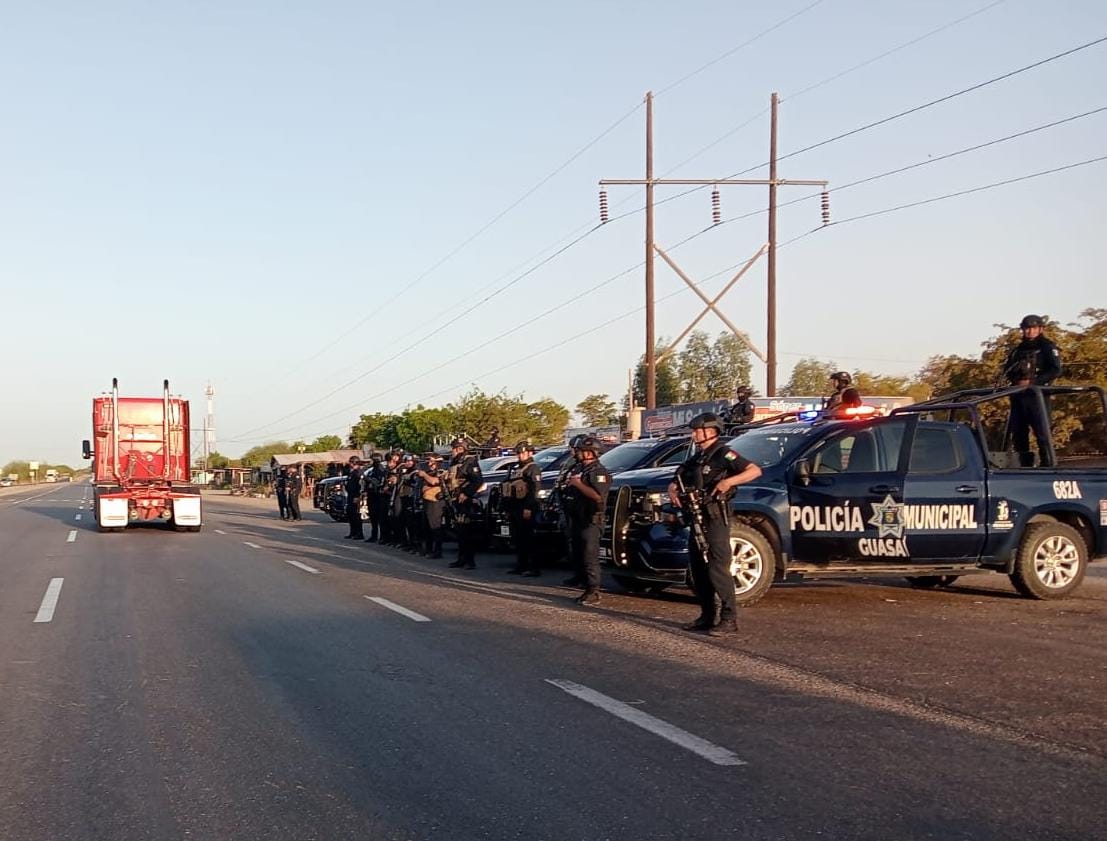 Policía Municipal de Guasave en la México 15.