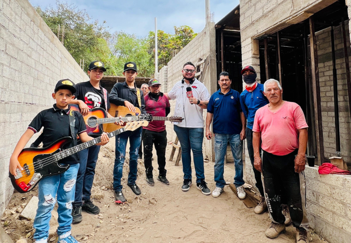 RSN Guasave y La Mera Jefa celebran a trabajadores de la construcción