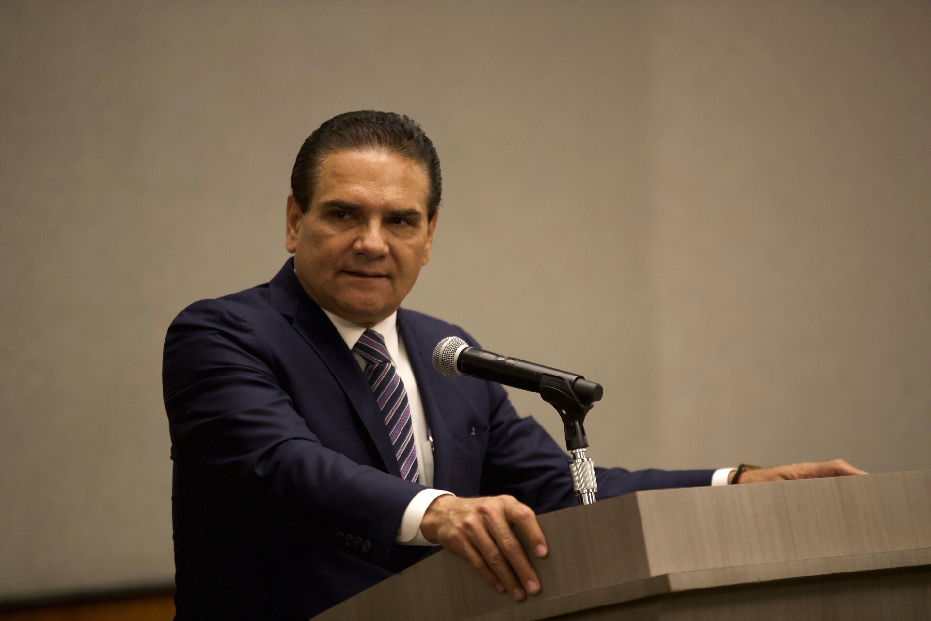 Jueza revoca suspensión que evitaba la detención de Silvano Aureoles, exgobernador de Michoacán