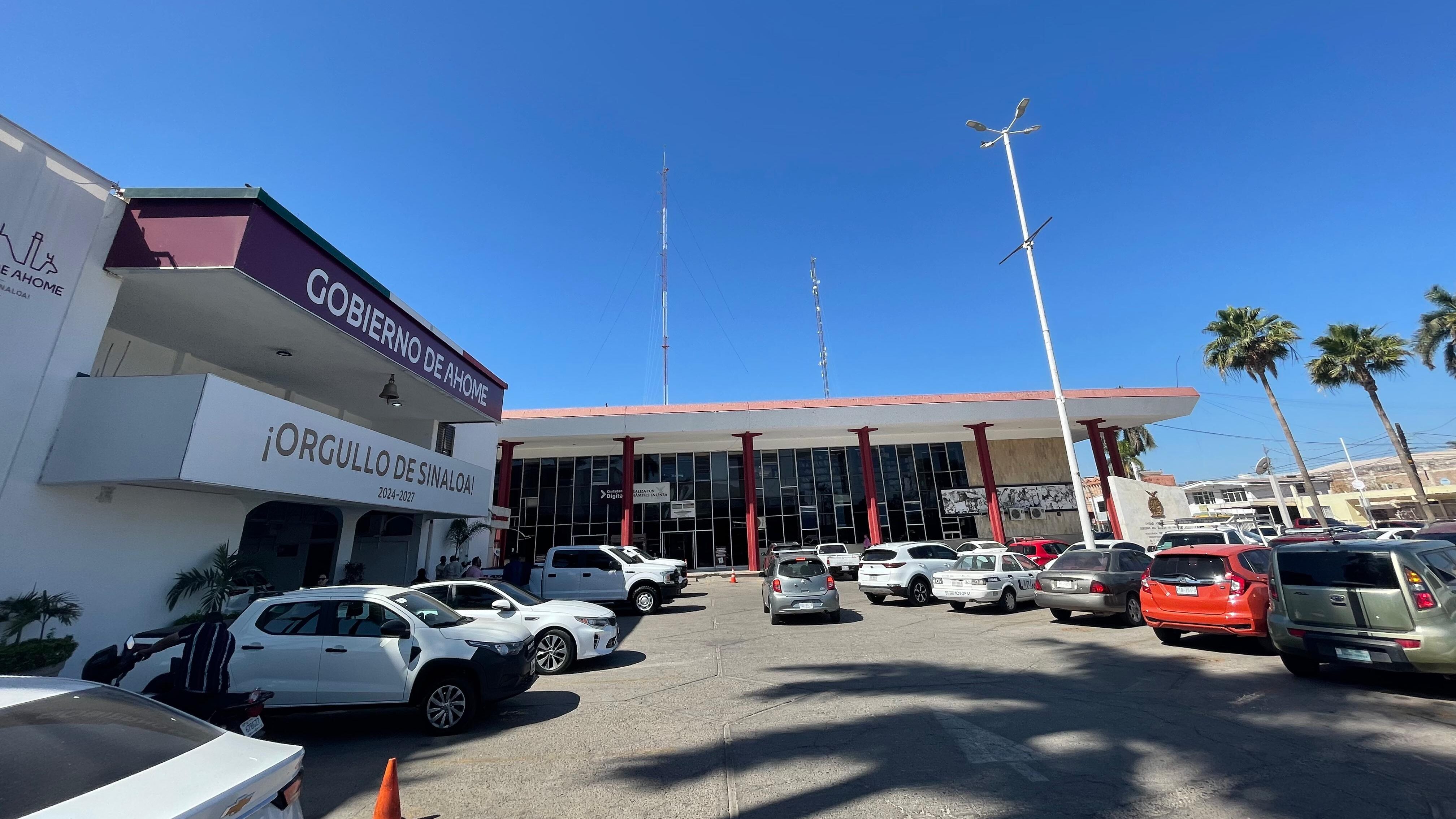 Vista exterior del Palacio Municipal de Ahome