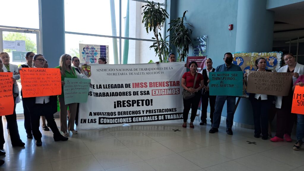 Trabajadores de Salud se manifiestan