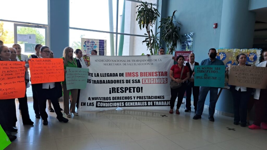 Trabajadores de Salud se manifiestan