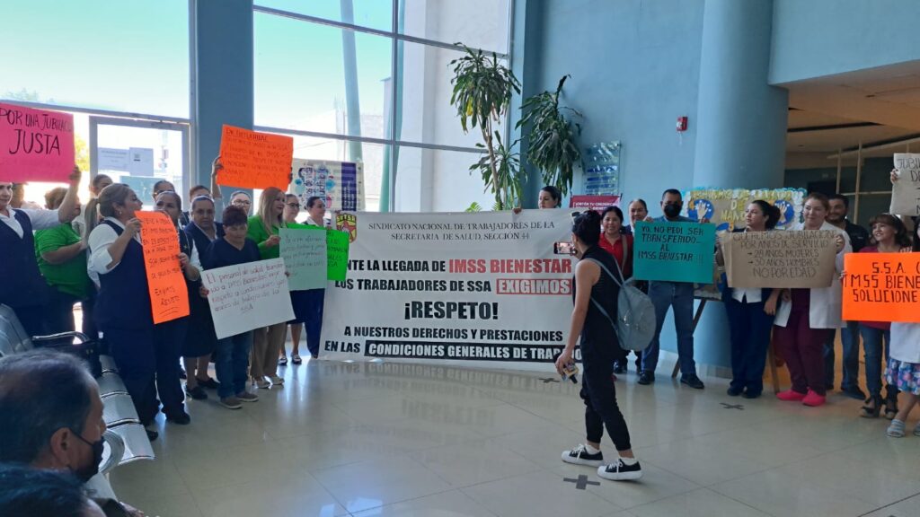 Trabajadores de Salud se manifiestan
